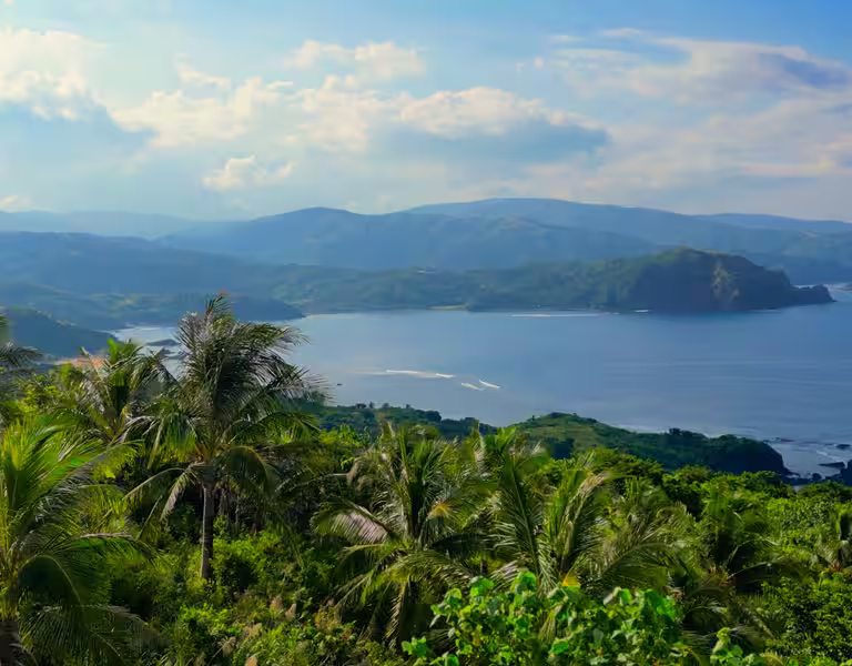 Vue côtière spectaculaire à Catanduanes, aux Philippines