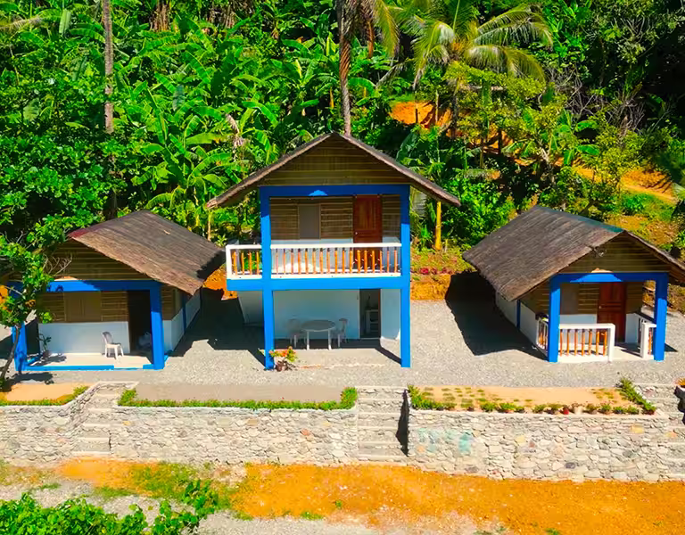 Vue d’ensemble des bungalows La Rivière de L’Astrolabe à Catanduanes